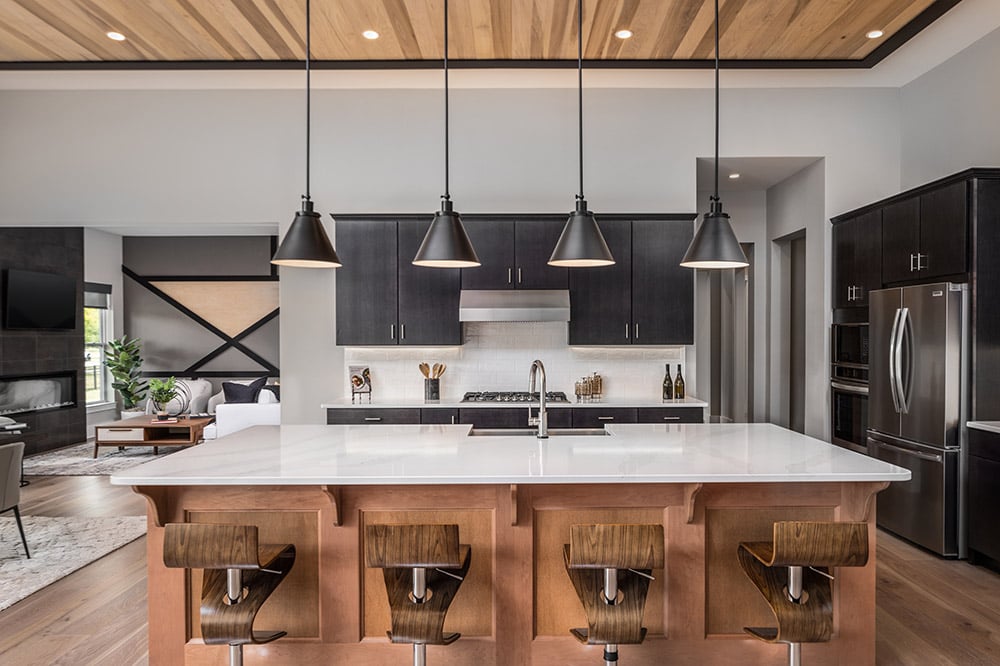 Kitchen-2_Akron_Charleston-III_Traditional-Farmhouse